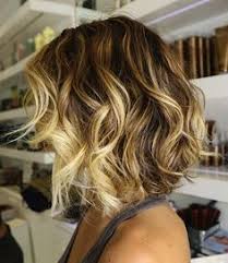 Brushing cheveux courts